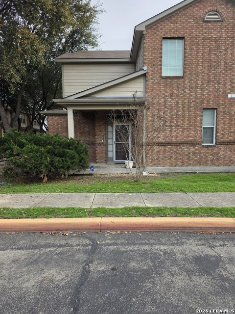 Image 2 of 35 For 2606 Grayson  2606