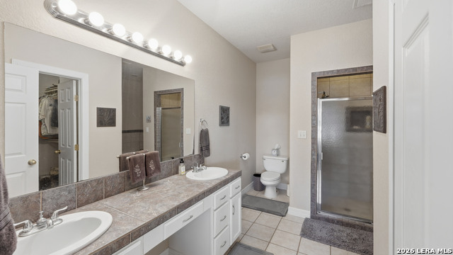 Image 7 of 33 For 956 Lakebreeze Dr