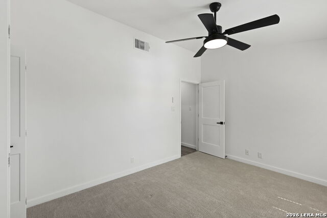 Image 17 of 33 For 2718 Old Field