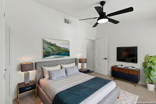 Image 18 of 33 For 2718 Old Field