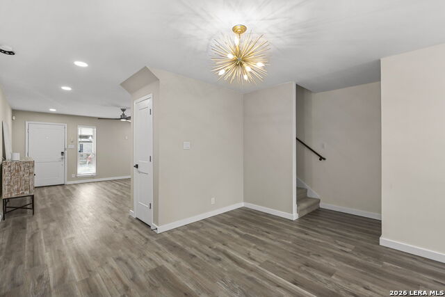 Image 9 of 33 For 2718 Old Field