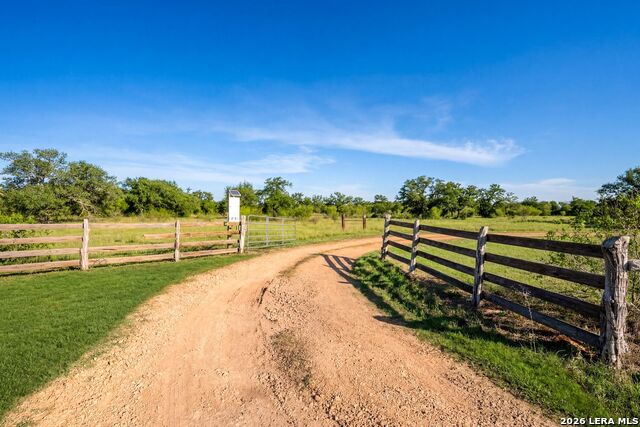 Image 4 of 52 For 1006 Buch Ln