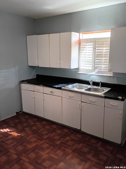 Image 18 of 27 For 616 Sims Ave