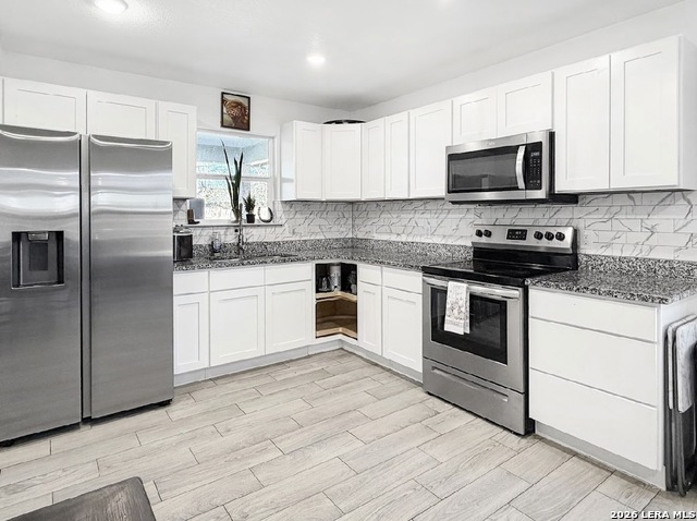 Image 8 of 13 For 347 Wainwright