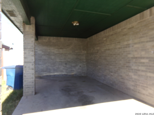 Image 15 of 15 For 9228 Balboa Port