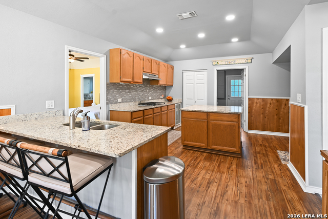 Image 22 of 65 For 713 Lake Forest Rd.