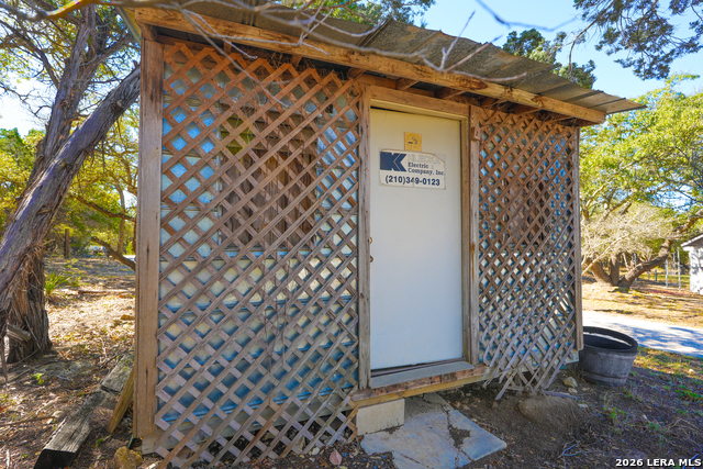 Image 41 of 65 For 713 Lake Forest Rd.