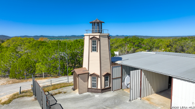 Image 49 of 65 For 713 Lake Forest Rd.