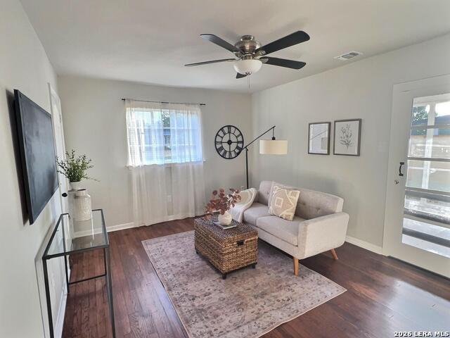 Image 2 of 13 For 338 Brettonwood