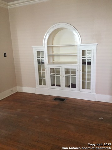 Image 4 of 13 For 138 Davis Ct