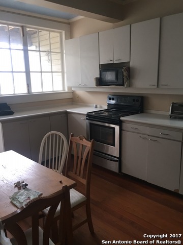 Image 5 of 13 For 138 Davis Ct