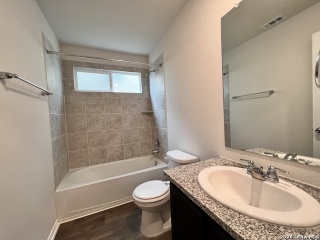 Image 22 of 31 For 6418 Handel Lodge