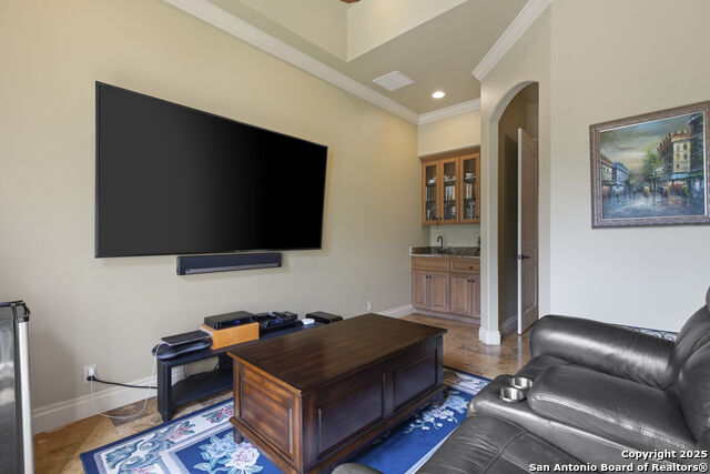 Image 24 of 44 For 410 Bentley Mnr