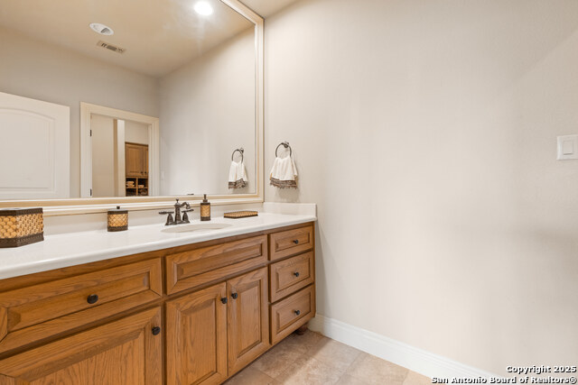 Image 31 of 44 For 410 Bentley Mnr