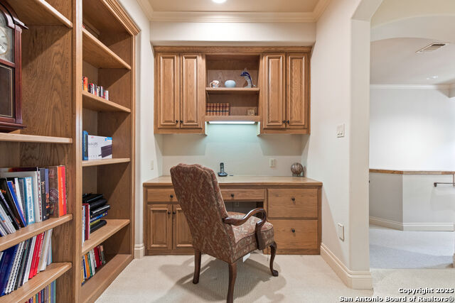 Image 33 of 44 For 410 Bentley Mnr