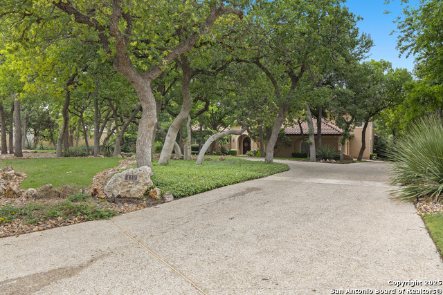 Image 38 of 44 For 410 Bentley Mnr