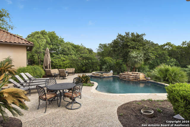 Image 40 of 44 For 410 Bentley Mnr