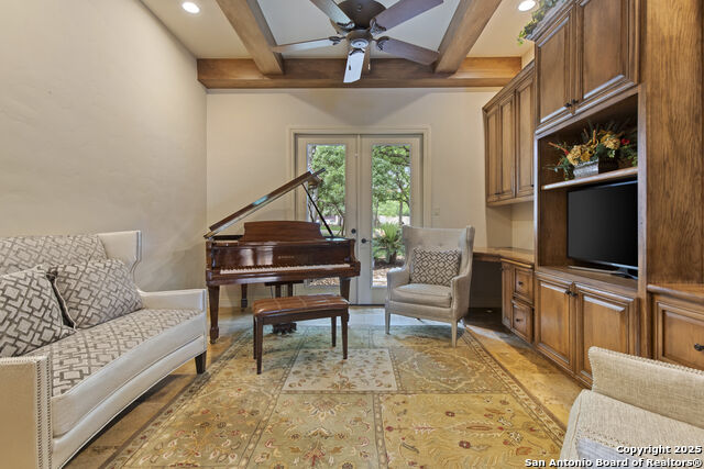 Image 8 of 44 For 410 Bentley Mnr