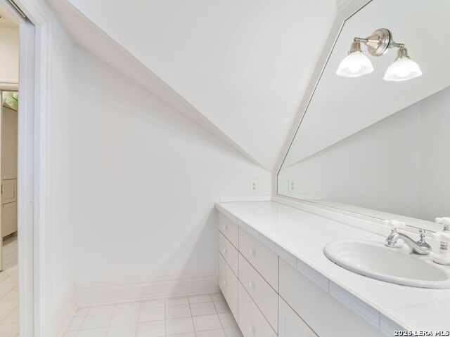 Image 22 of 48 For 3564 Mountain Loop