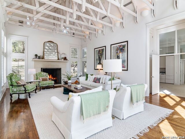 Image 4 of 48 For 3564 Mountain Loop