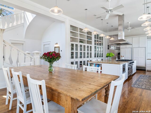 Image 9 of 48 For 3564 Mountain Loop