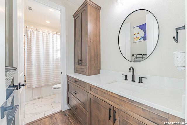 Image 15 of 46 For 112 Magnolia W