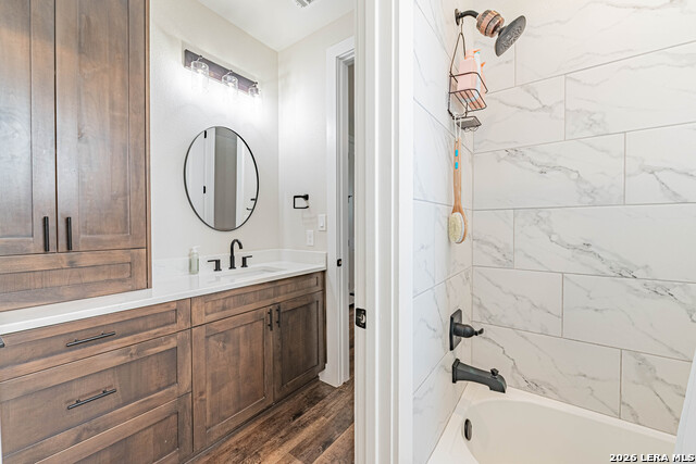 Image 16 of 46 For 112 Magnolia W