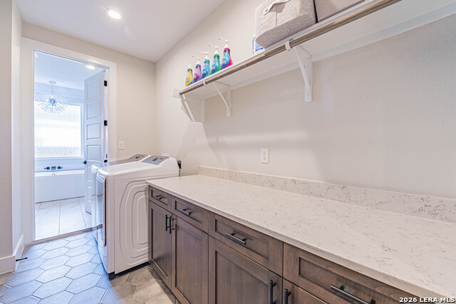 Image 25 of 46 For 112 Magnolia W