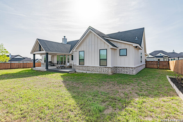 Image 43 of 46 For 112 Magnolia W