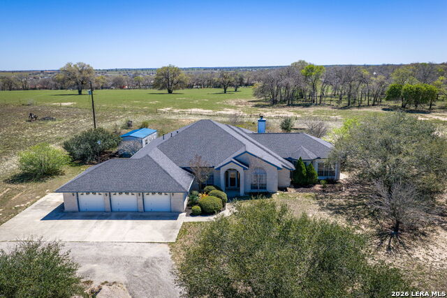 Details for 632 Lake Valley, La Vernia, TX 78121