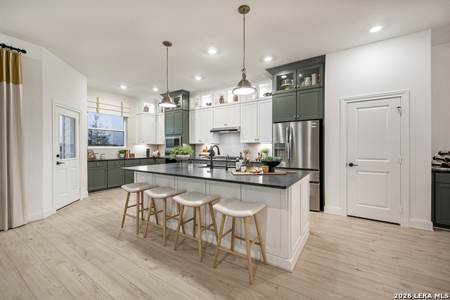 Image 4 of 24 For 12375 Lost Petal