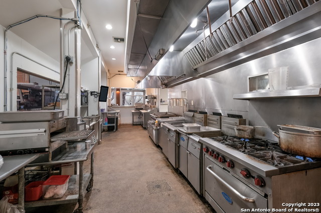 Image 16 of 41 For 13838 Jones Maltsberger