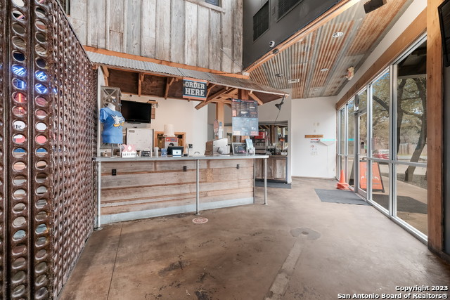 Image 6 of 41 For 13838 Jones Maltsberger