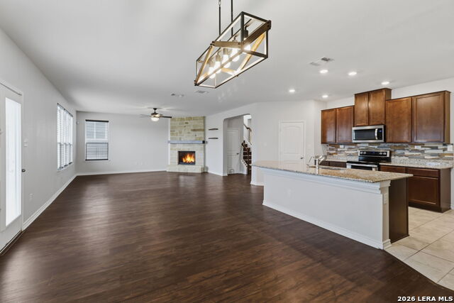 Image 5 of 39 For 2311 Themis Way