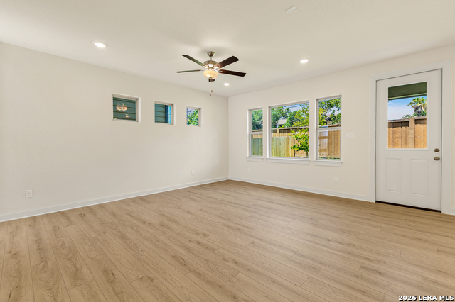 Image 5 of 12 For 104 Tribus  