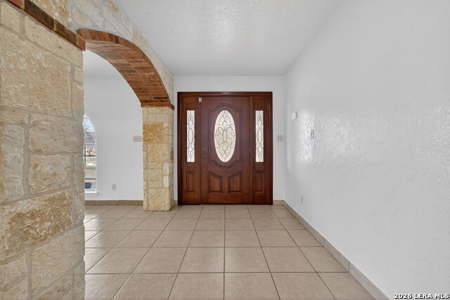 Image 5 of 41 For 20134 Jett Rd S