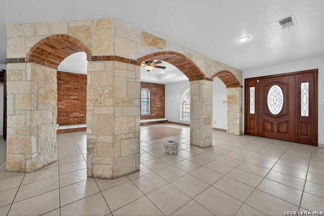 Image 7 of 41 For 20134 Jett Rd S