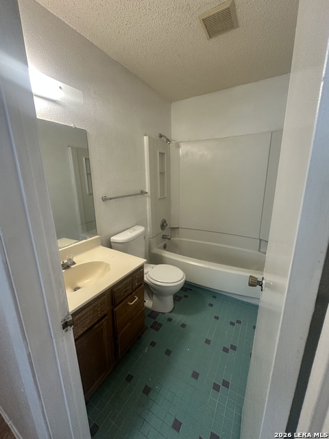 Image 11 of 15 For 8719 Port Of Call