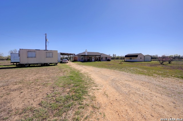 Image 11 of 49 For 401 Concordia