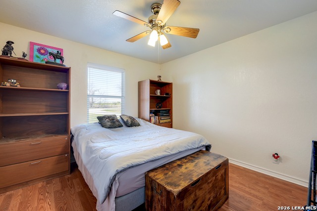 Image 27 of 49 For 401 Concordia