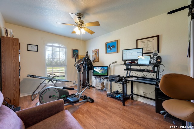 Image 29 of 49 For 401 Concordia