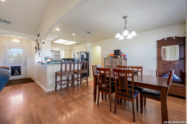 Image 38 of 49 For 401 Concordia