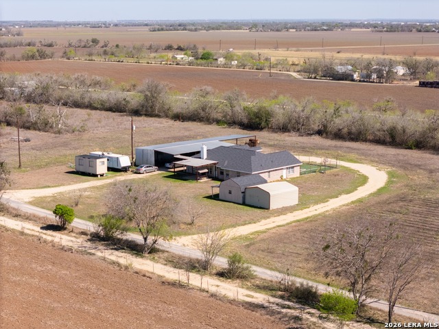 Image 8 of 49 For 401 Concordia