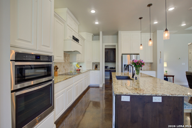 Image 5 of 44 For 750 Cambridge