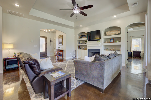 Image 7 of 44 For 750 Cambridge