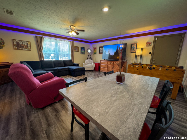 Image 8 of 15 For 1134 Peach Tree