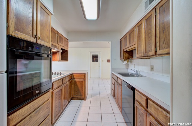 Image 13 of 26 For 121 Young  