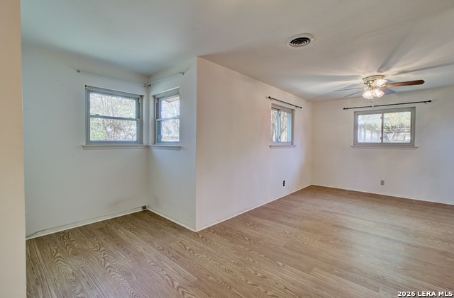 Image 20 of 26 For 121 Young  