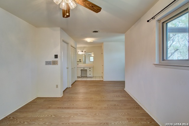 Image 21 of 26 For 121 Young  