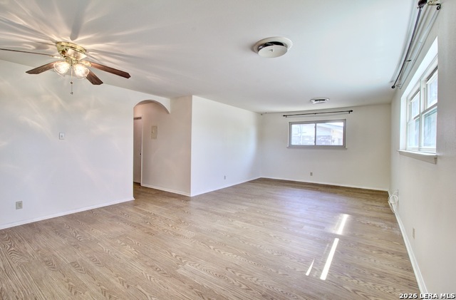 Image 4 of 26 For 121 Young  